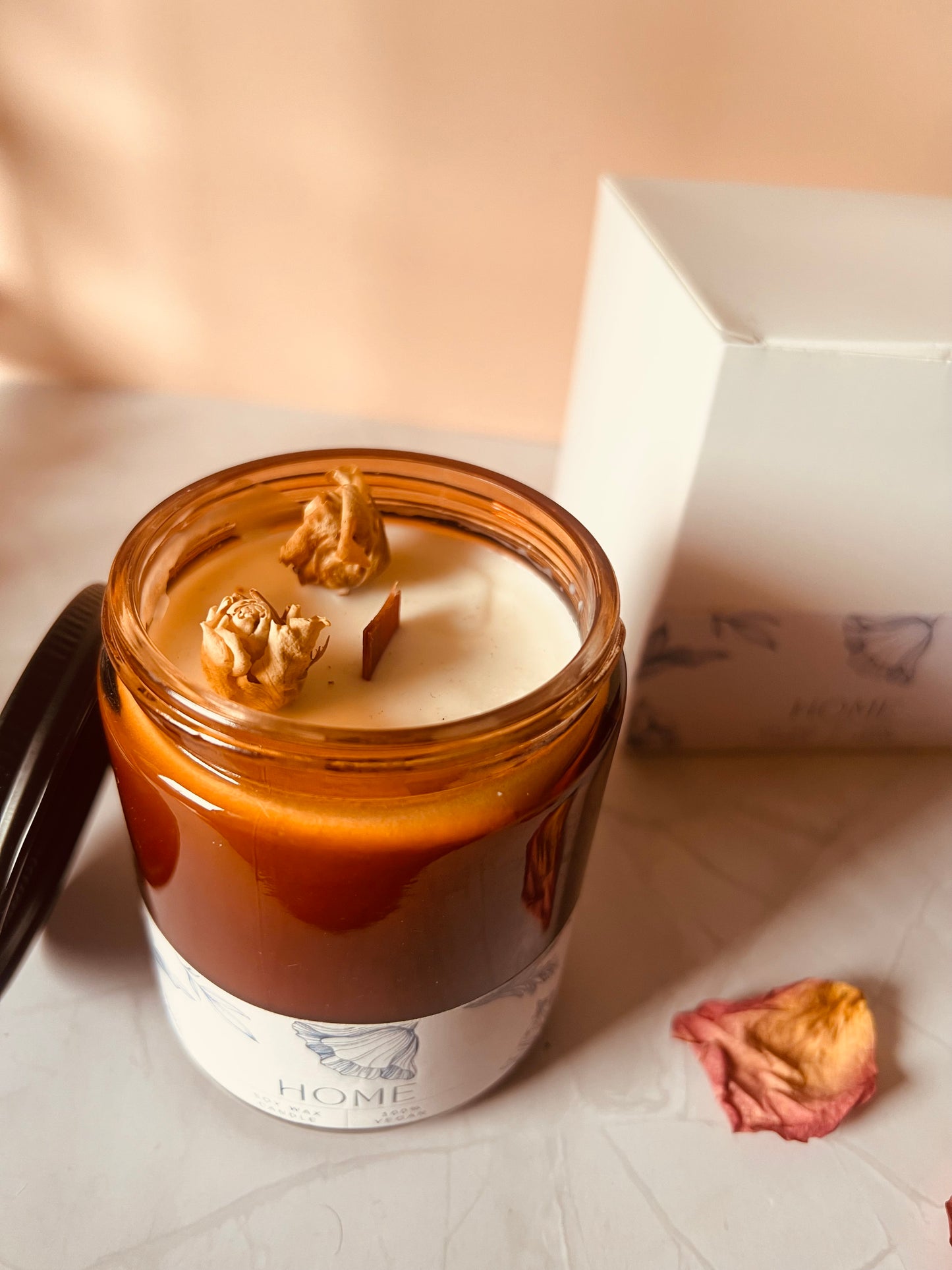Candela in vaso ambrato 200 gr